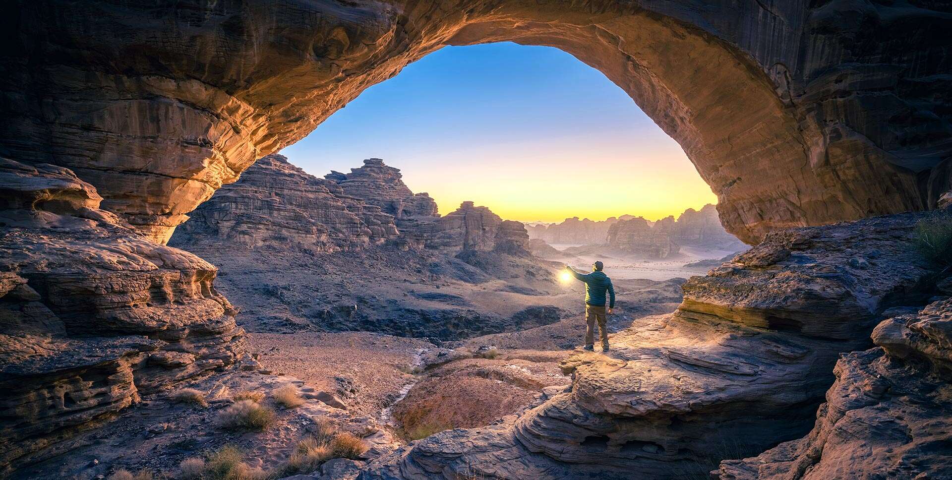 alhind holidays banner